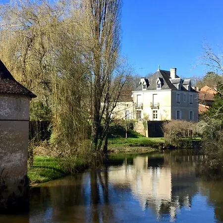 Lapartment Du Perigord * Javerlhac-et-la-Chapelle-Saint-Robert