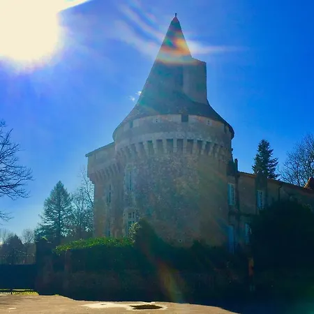 Lapartment Du Perigord * Javerlhac-et-la-Chapelle-Saint-Robert
