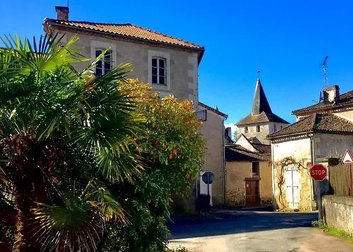 Lapartment Du Perigord Javerlhac-et-la-Chapelle-Saint-Robert